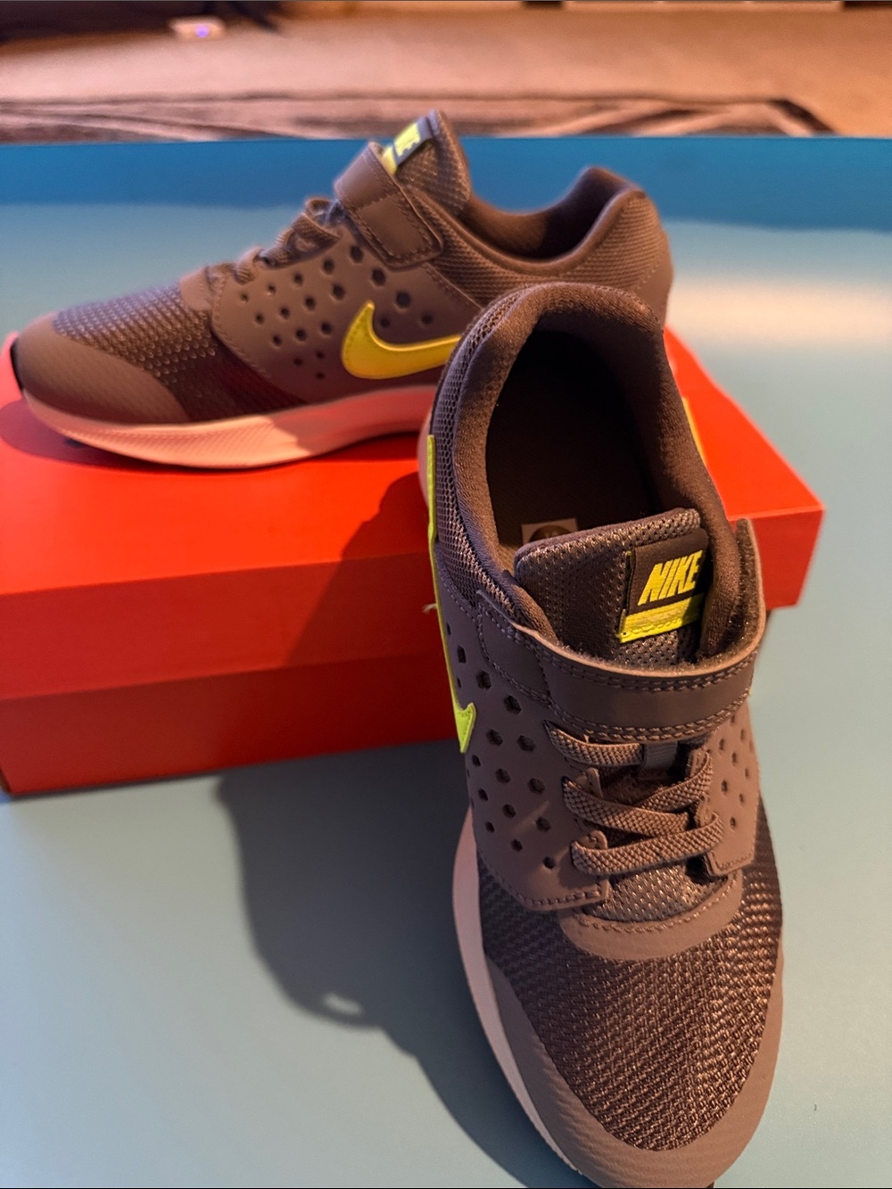 Nike Kids Gray and Yellow Athletic Sneakers with Hook-and-Loop Strap